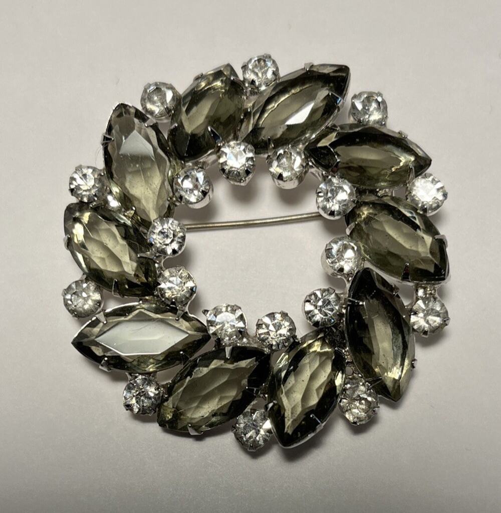 Vintage Faux Smoky Quartz and Clear Rhinestone Wreath Shaped Brooch Prong Set
